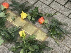 Mehr über den Artikel erfahren Handeln – gegen das Vergessen…