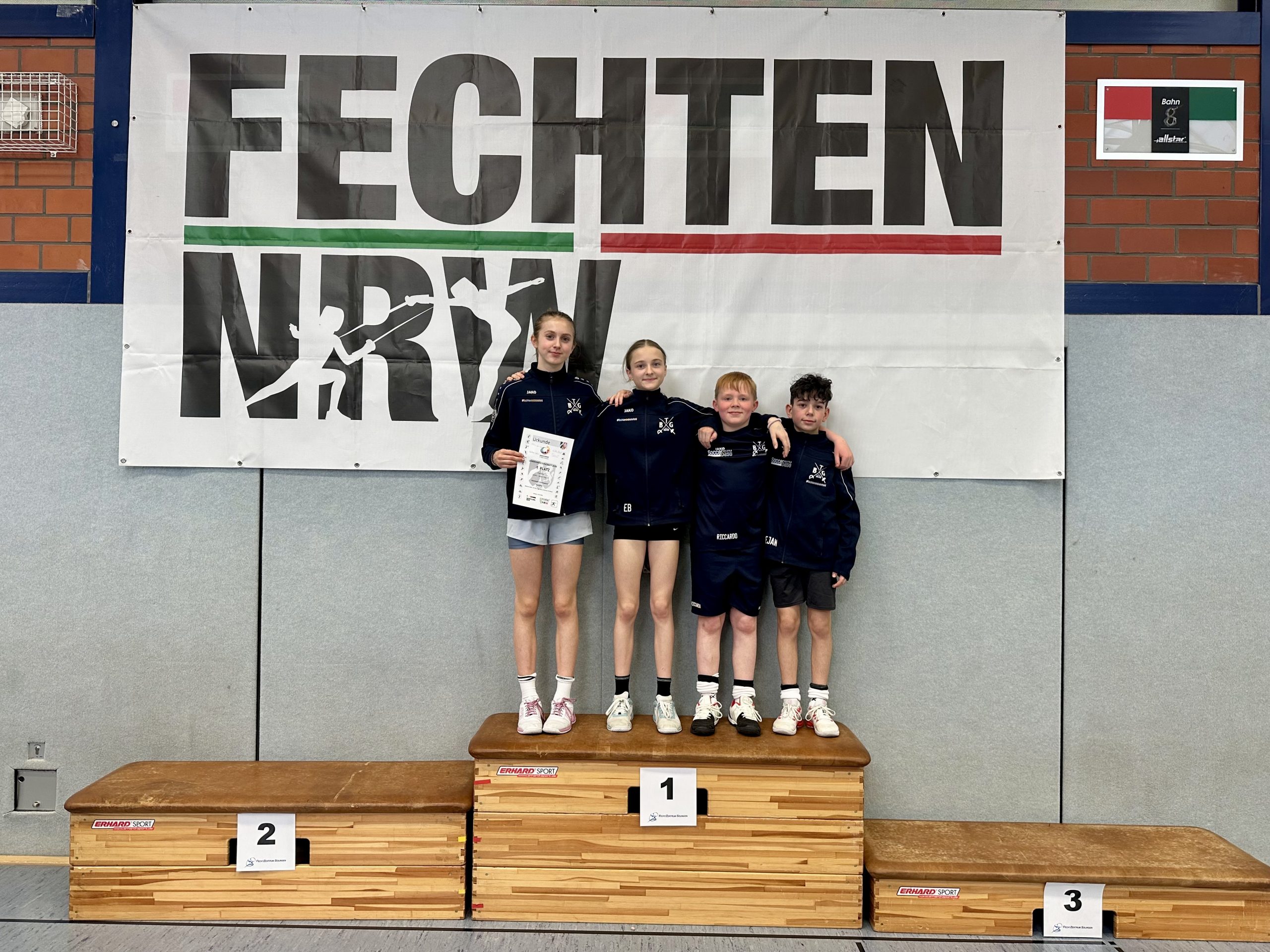 Sie betrachten gerade Helmholtz-Fechter werden Landesmeister der Schulen