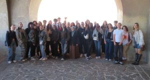 Mehr über den Artikel erfahren Unvergessliche Tage in Italien: Der Erasmus-Austausch des Helmholtz Gymnasiums nach Neapel