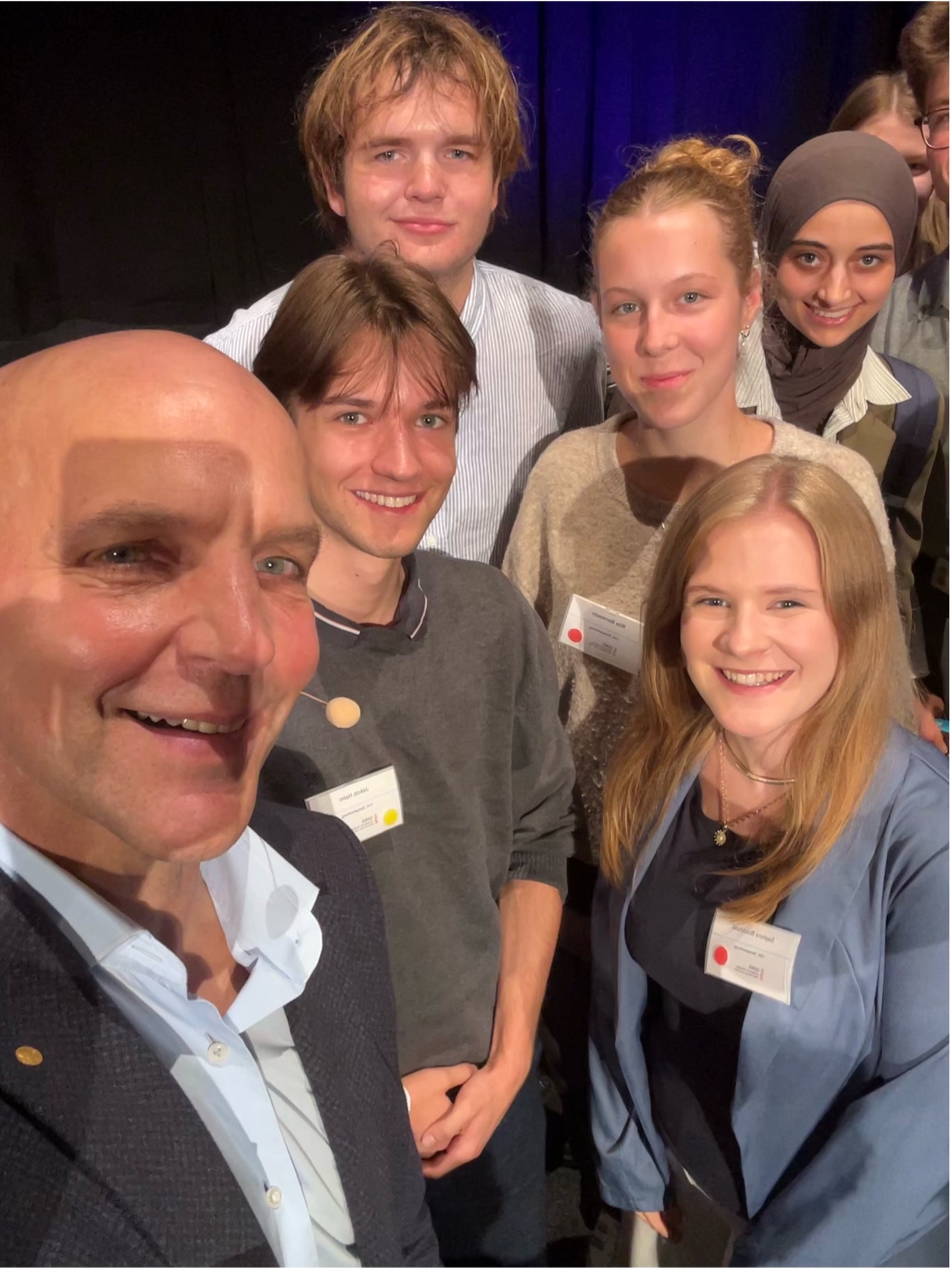Prof. Benjamin List, Nobelpreis Chemie 2021, Jakob Halm, Leif Borgstädt, Rita Bernloehr, Saphira Buchholz (Ceci) und Maisam Dikna (Ceci). (Quelle: privat)